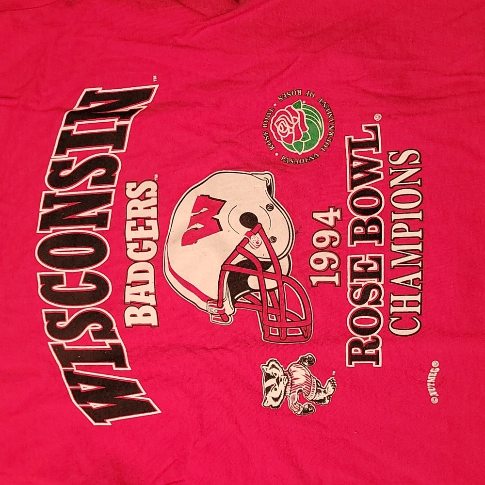 Vintage 1994 Wisconsin Badgers football Rose Bowl champions Tee shirt. Y medium